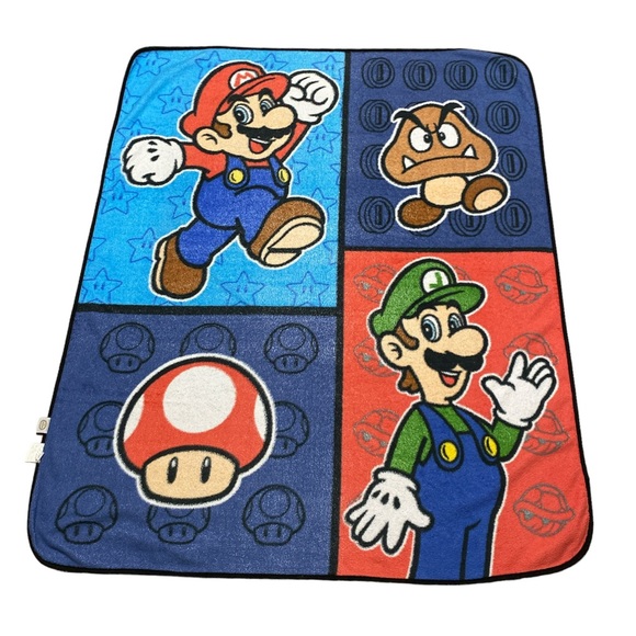 Nintendo Super Mario Blanket Fleece Throw 2010 Goomba Luigi Mushroom 50X60 - Picture 4 of 15